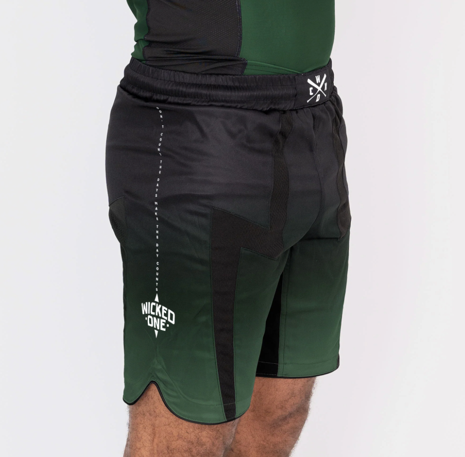 MMA SHORT EAGER GHOST "BLACK / KHAKI"