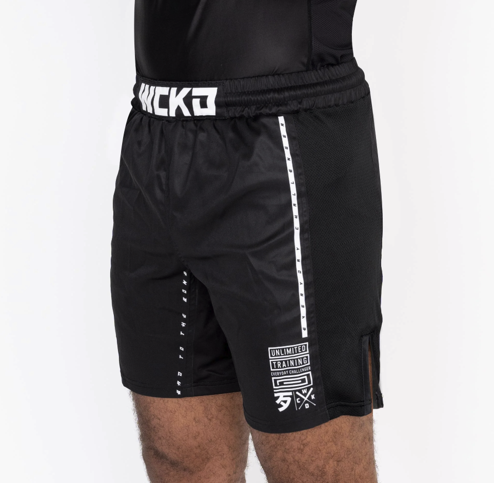 MMA SHORT EAGER TRACK "BLACK"