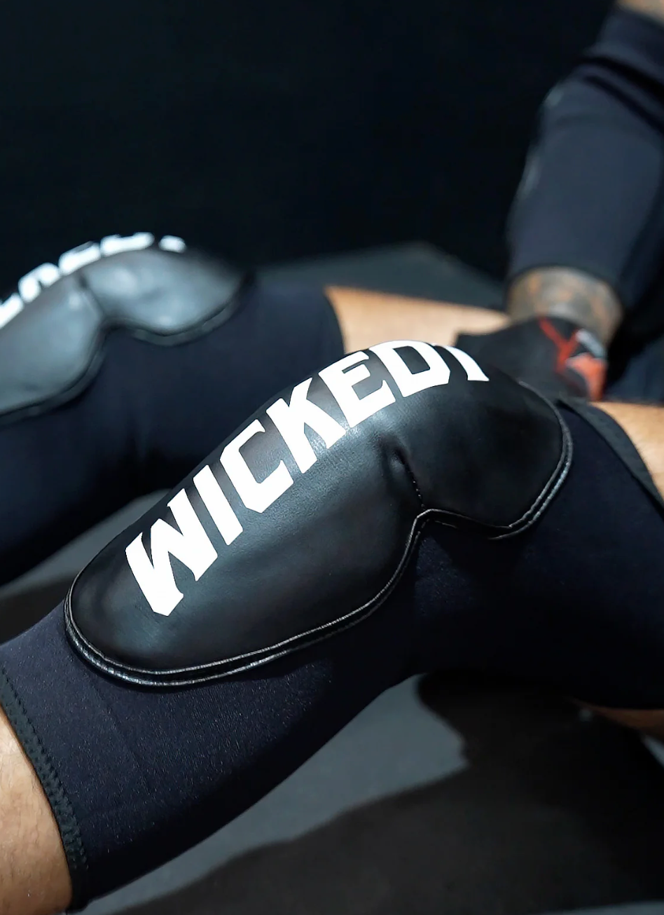 BLADE KNEE PADS BLACK